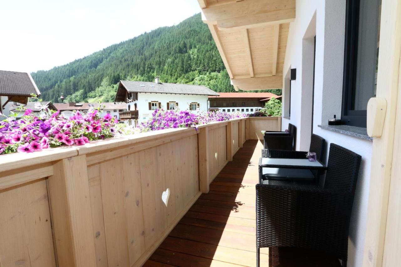 ניוסטיפט אים סטובאיטל Apartments Alpenpanorama, Neustift מראה חיצוני תמונה