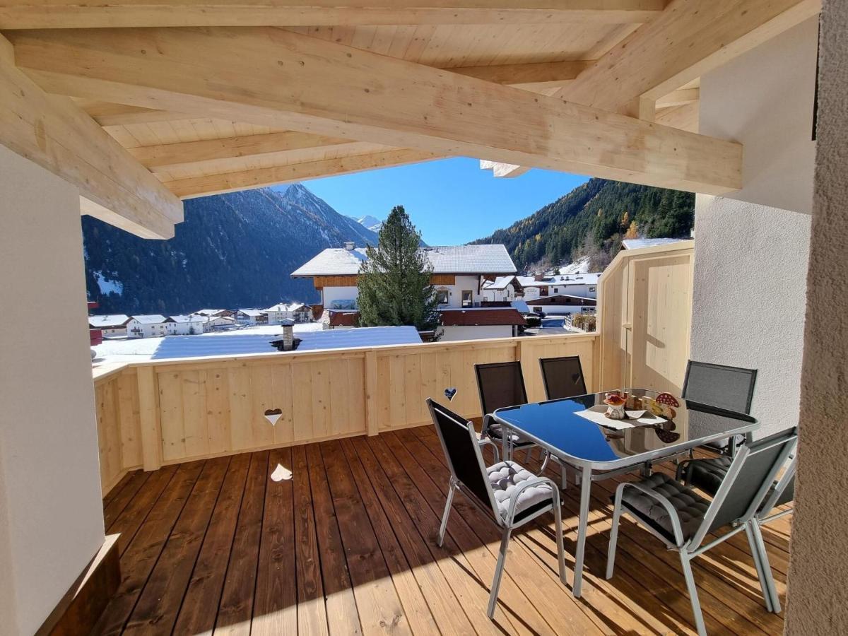 ניוסטיפט אים סטובאיטל Apartments Alpenpanorama, Neustift מראה חיצוני תמונה